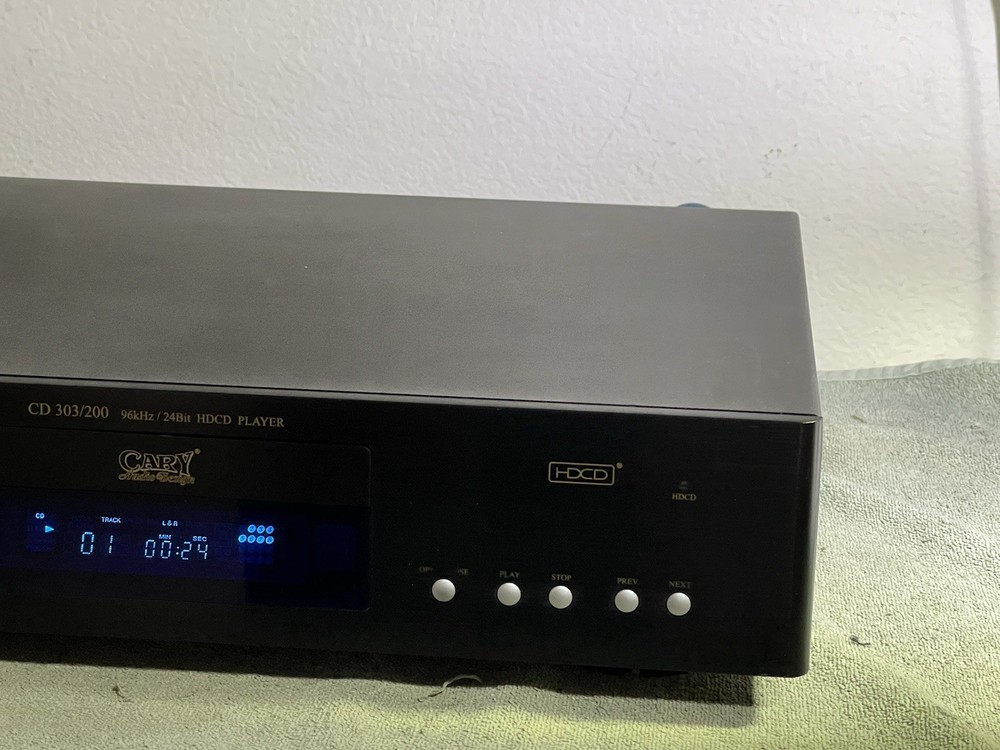 Cary Audio Design CD303/200 HDCD CD Player
