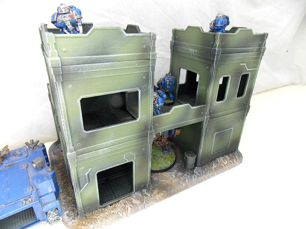 WARGAMING TERRAIN PAINTED BUILDING