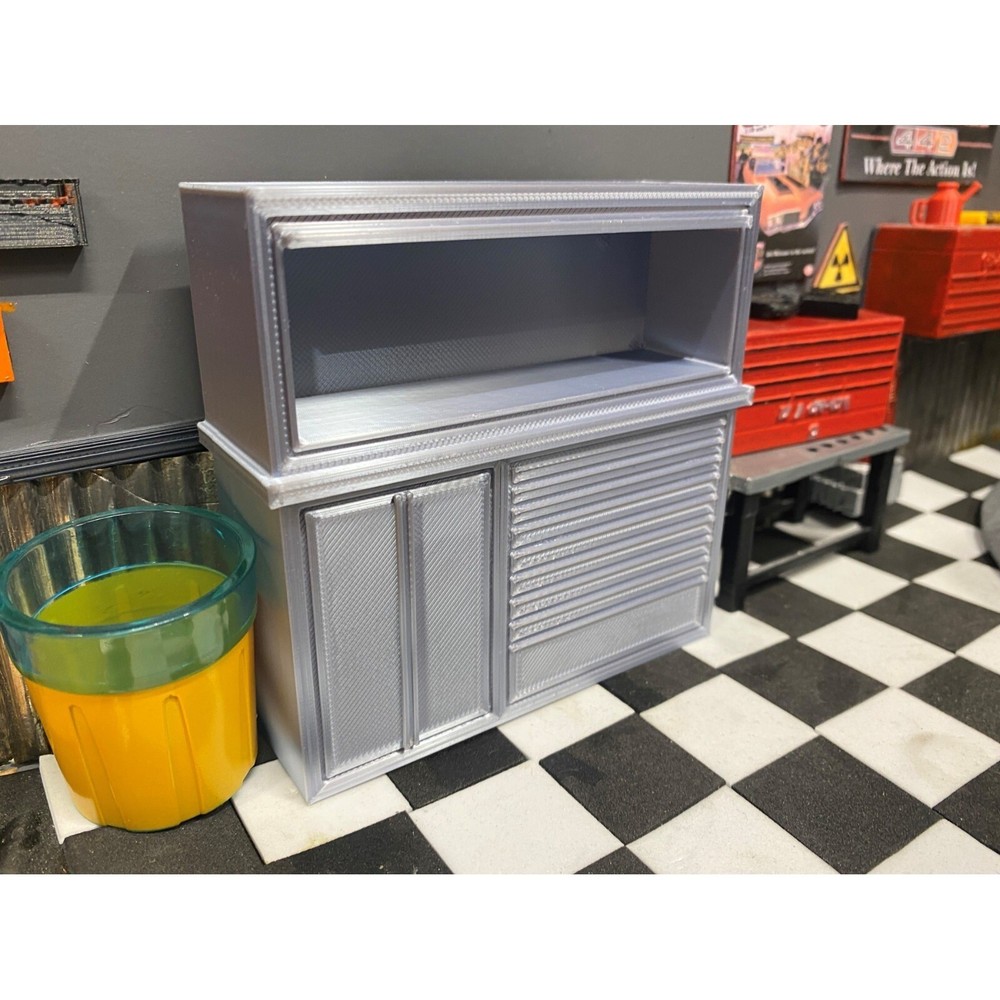 1/18 Garage Open Front Workstation Toolbox Scale Diorama Accessory (Silver)