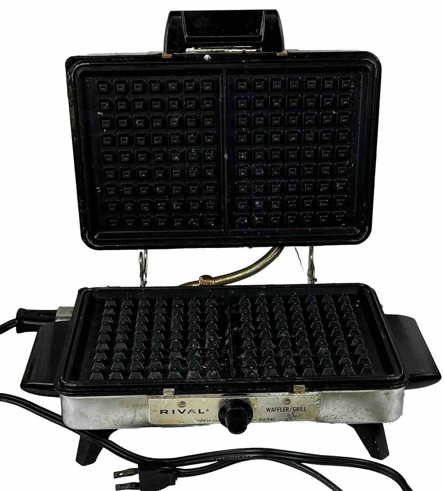 VTG Rival Chrome Waffle Maker Rectangle Pizzerella Tested and Working MCM Retro