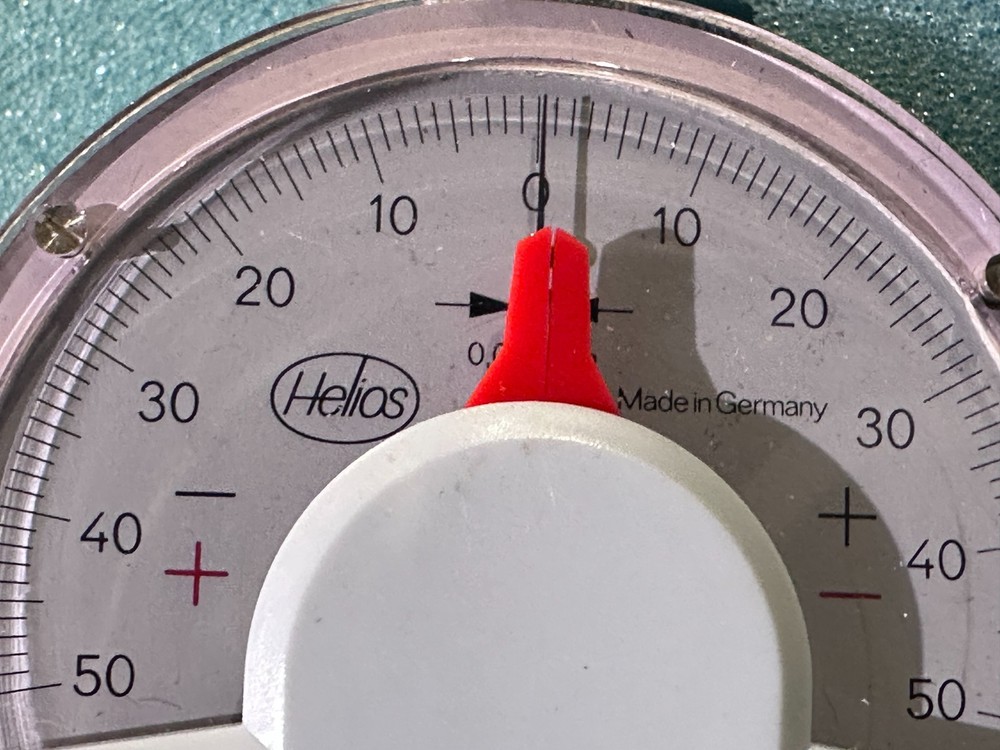 Helios # 243-0 Dial Comparator w/Remote Cable & Case