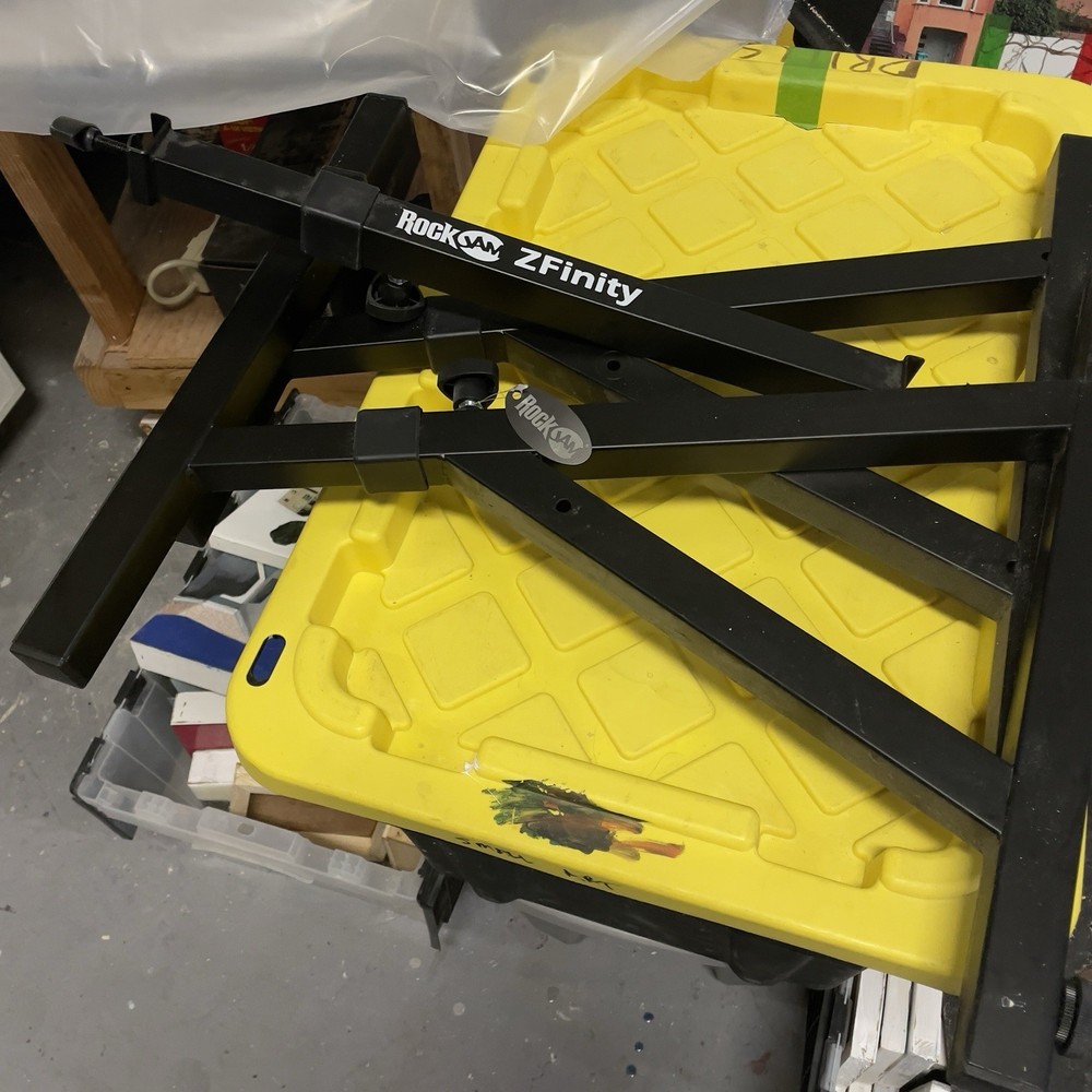 Rock Jam Zfinity keyboard Stand