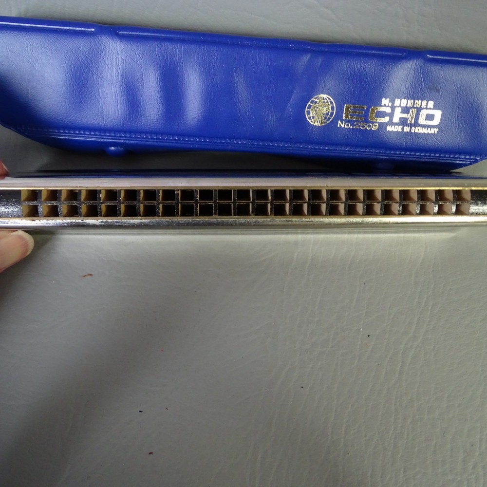 Hohner Echo Tremolo 2509/48C Harmonica w/ Case