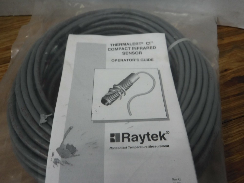 RAYTEK RAYCI3B50L Compact Infrared Temperature Sensor