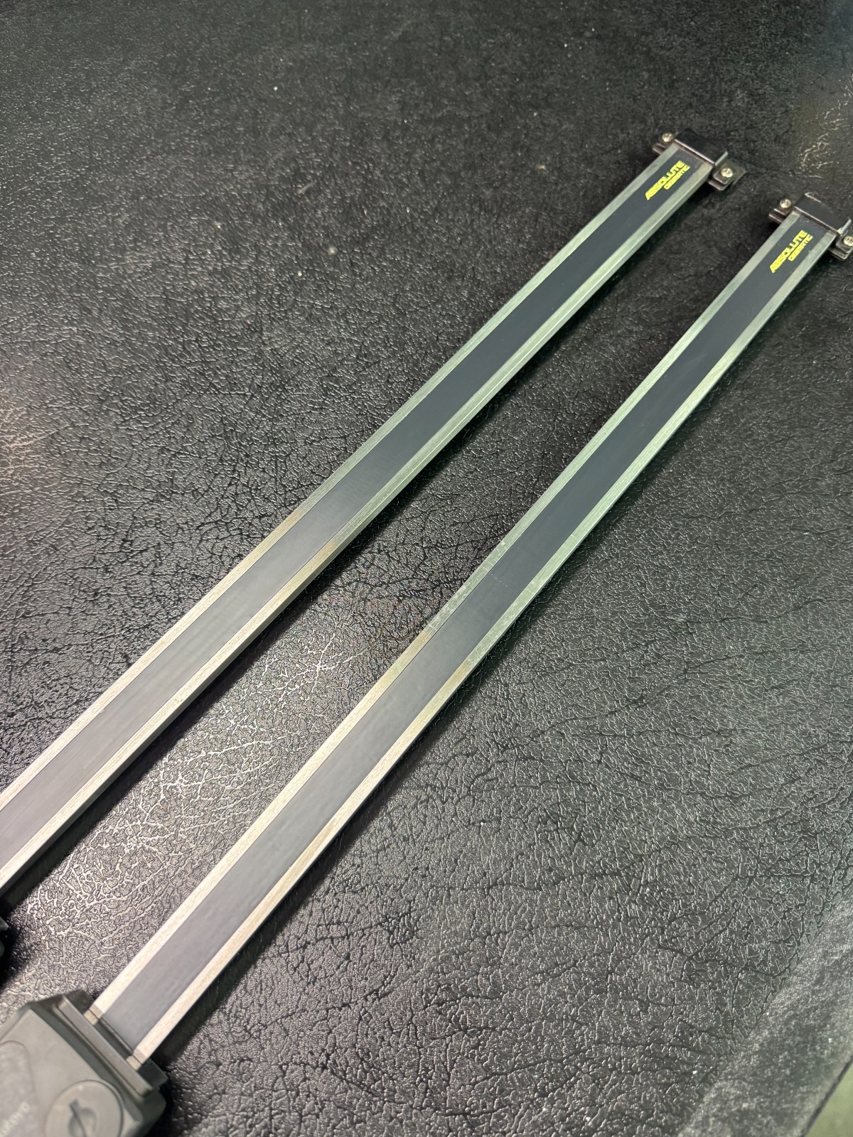 (2) Mitutoyo SD-24-24" 572-475 Absolute Digimatic Linear Digital Caliper Scale