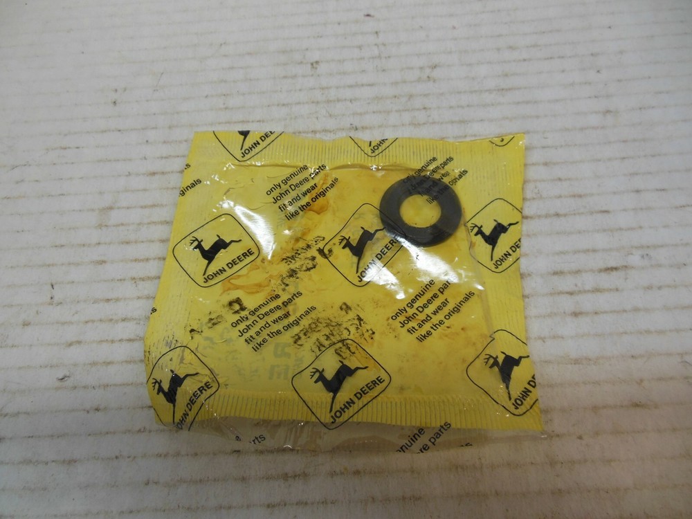 JOHN DEERE TRACTOR STEERING VALVE SPRING RETAINER KEEPER R62955