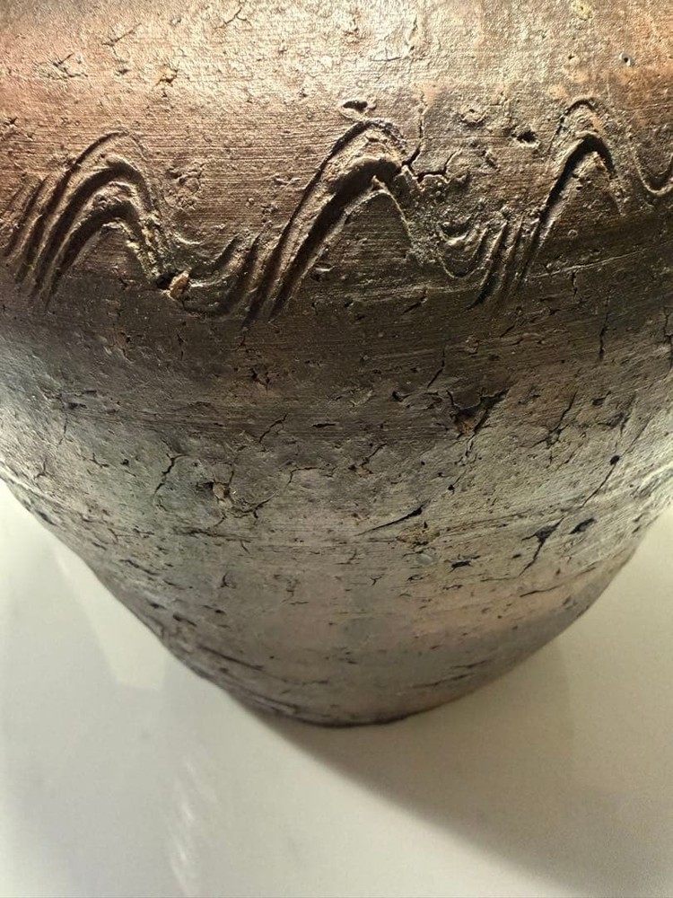 Ancient c ERAmic style wavy pattern fired vase height 23cm vase old Bizen style