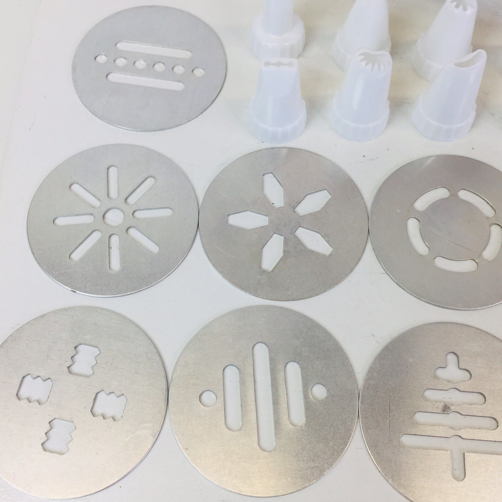 21 Piece Cookie Press And Decorating Set Pyrex All tips and discs