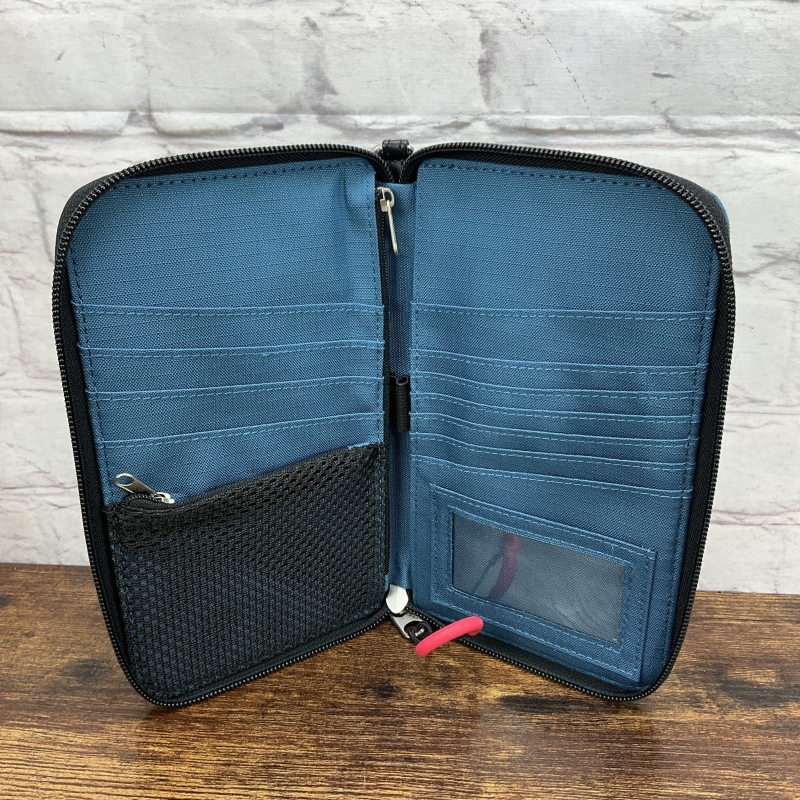 Disney Parks Mickey Mouse Large All-Time Classic Wrist Wallet w/ID Window New