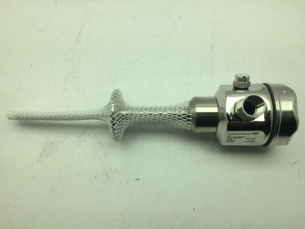 Endress Hauser TH17-C4CCF31AK1 Temperature Sensor with 5" Probe