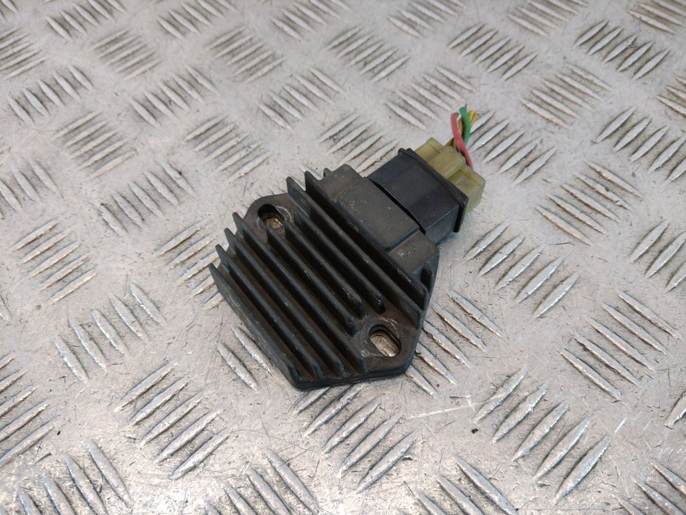 2006 HONDA CBF 500  RECTIFIER REGULATOR