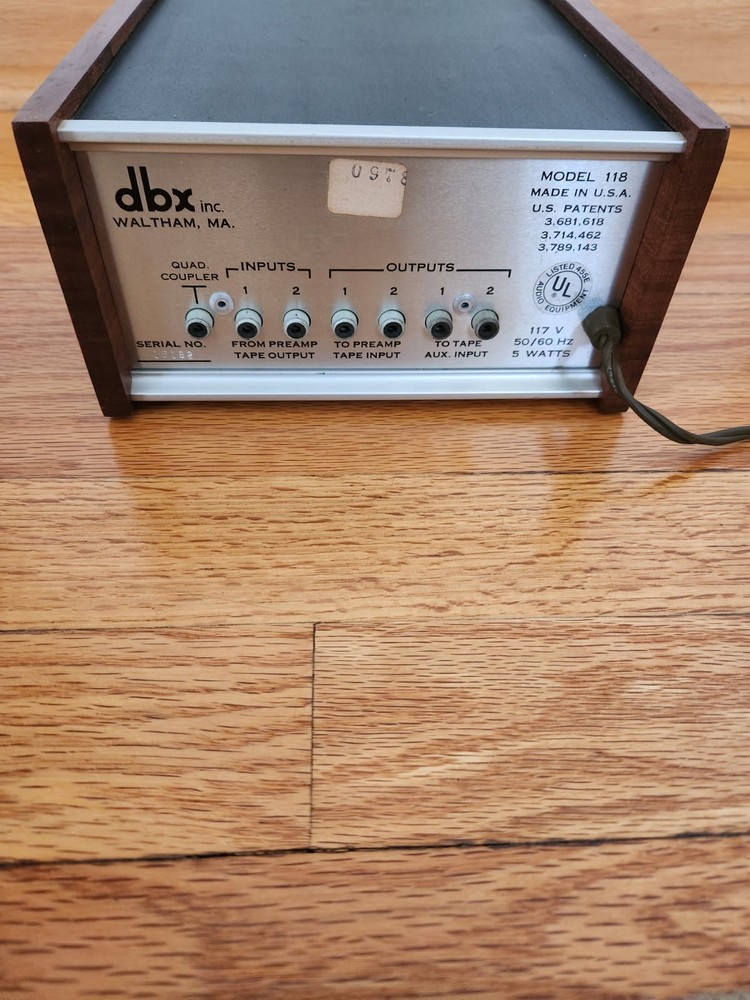 DBX 118 Dynamic Range Enhancer Linear Expander Compressor Peak Unlimiter Vintage