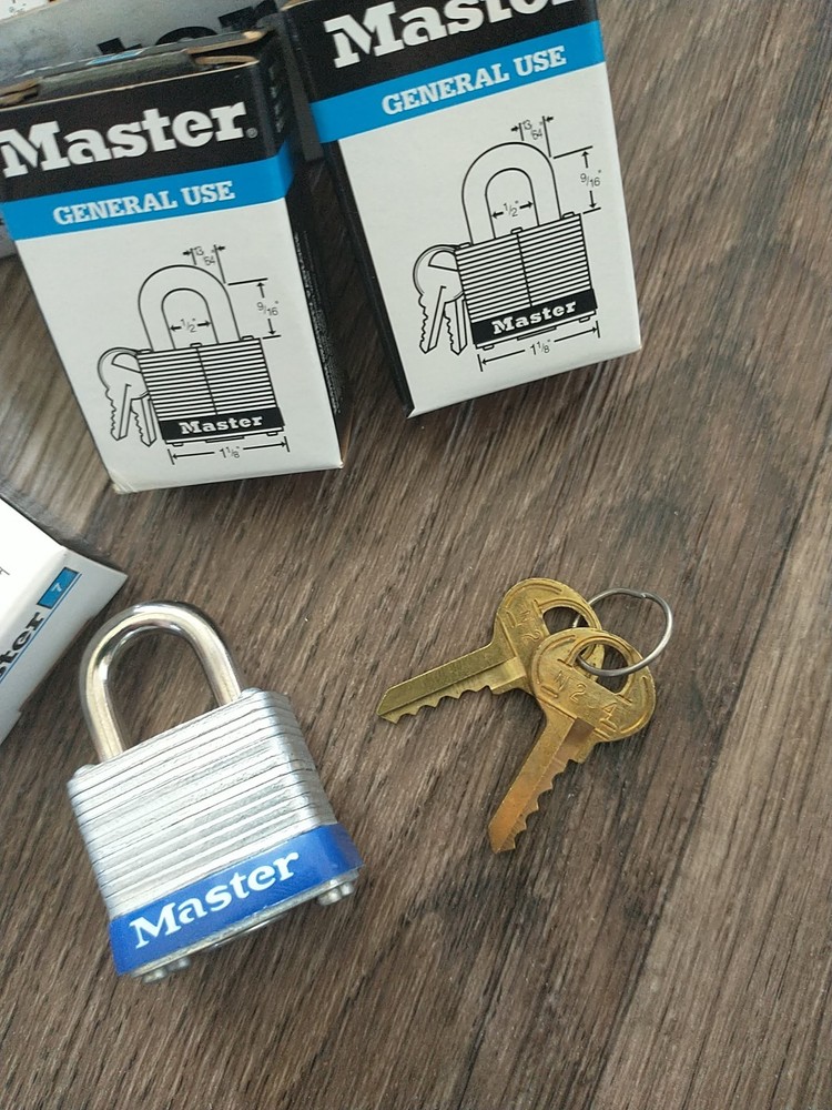 Quantity 6 Master Lock Small Padlocks 7MK System M30