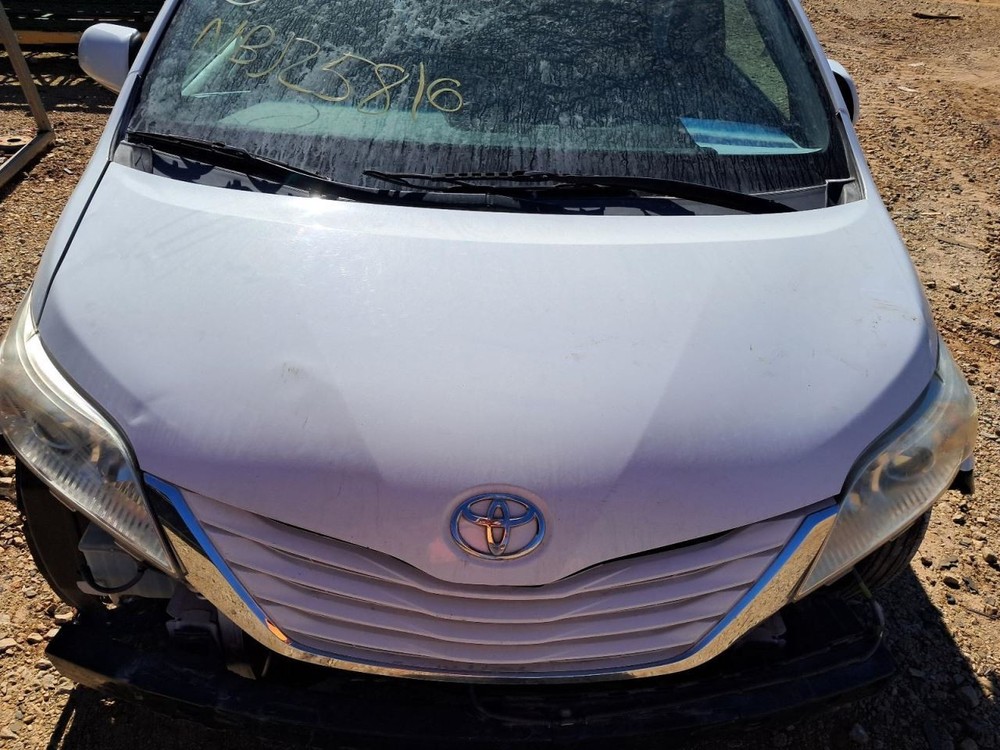 Fuse Box Engine Fits 17-20 SIENNA 4827625