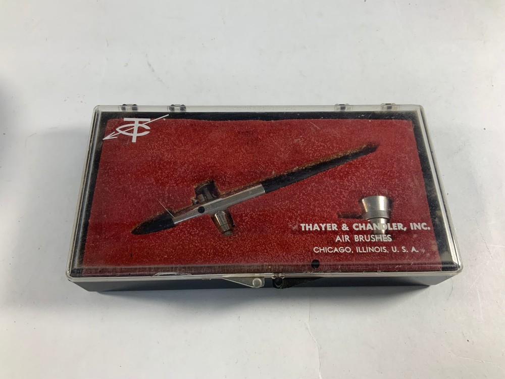 Vintage THAYER & CHANDLER Airbrush Complete