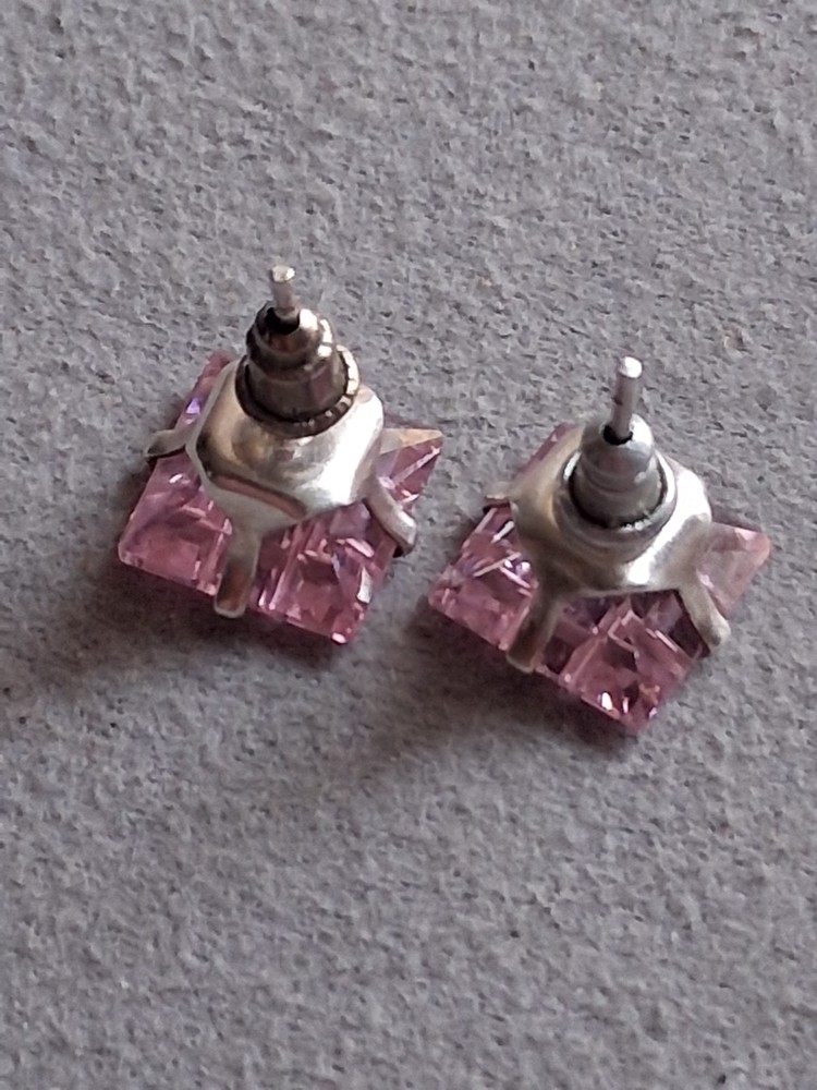 Sterling silver invisible cut pink stone grid pattern stud earrings, prong set