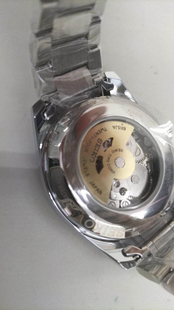 Automatic Watch Model 6R5J 00A0 SEIKO
