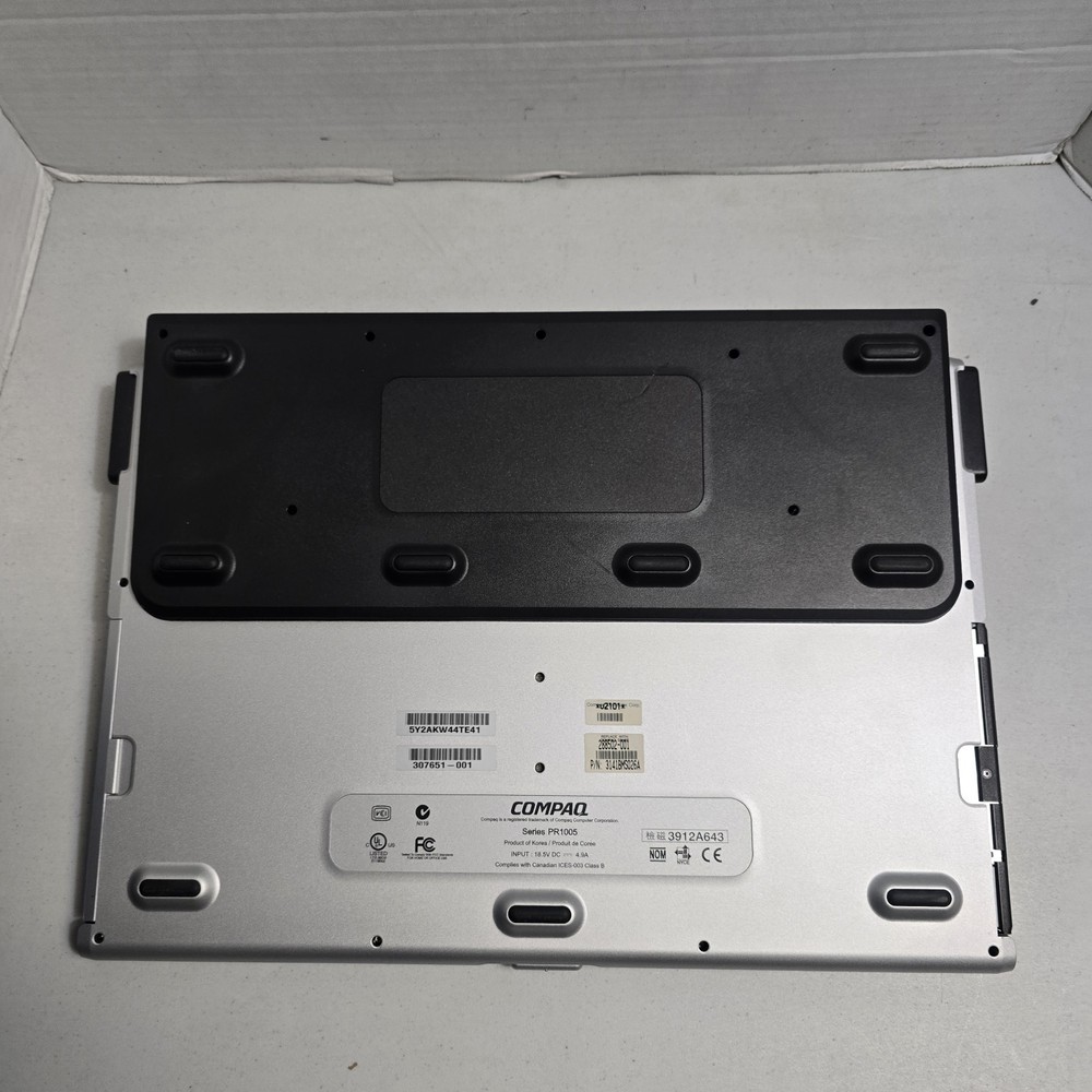 Genuine HP Compaq PR1005 Dock Docking Station