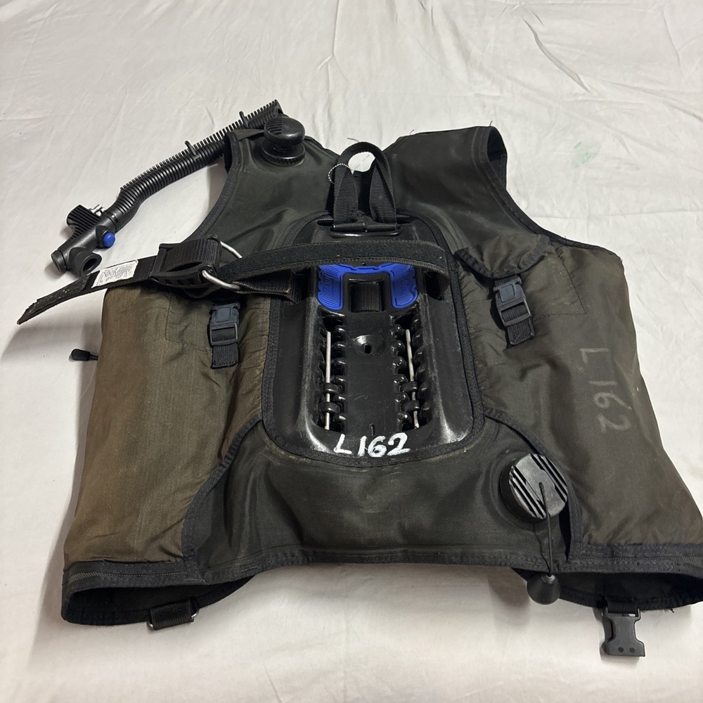 SeaQuest Spectrum ADV Size Large - Model 343404
