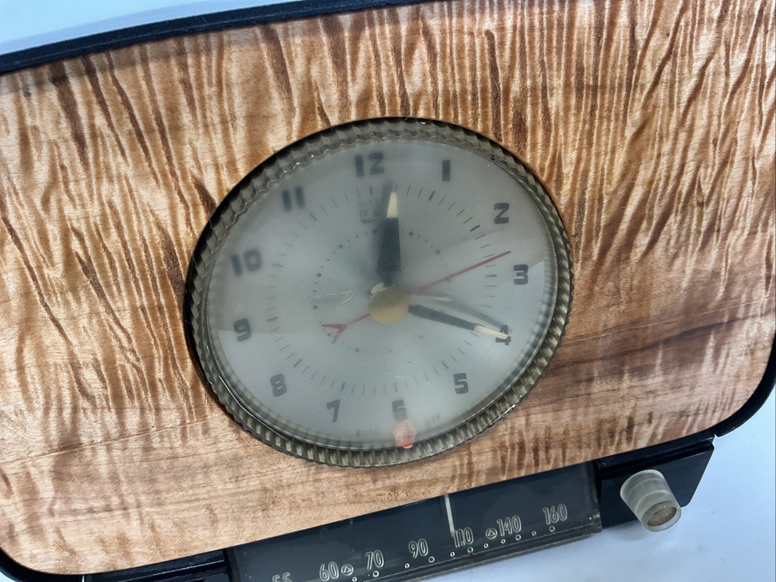 Vintage RCA Victor 5C581 "Debonair" Clock Radio (1954) Antique Works!