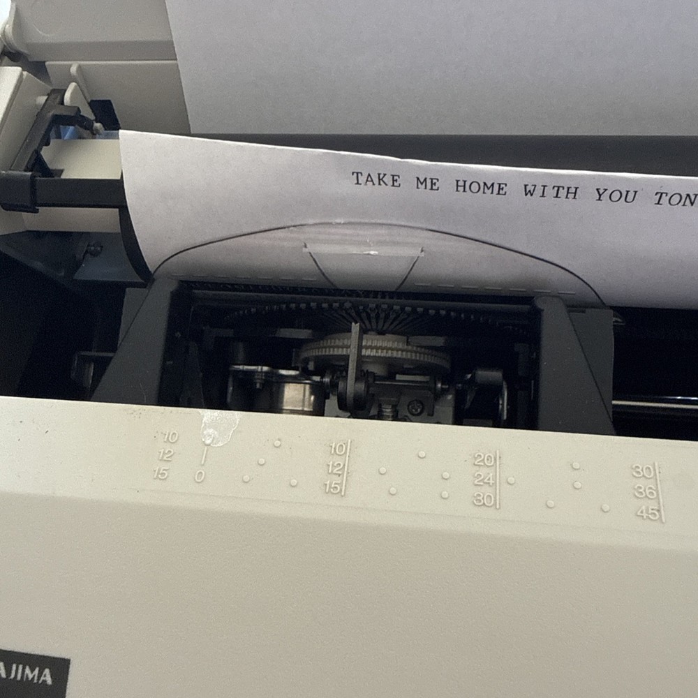 Nakajima WPT-150 Portable Electronic Word Processing Typewriter