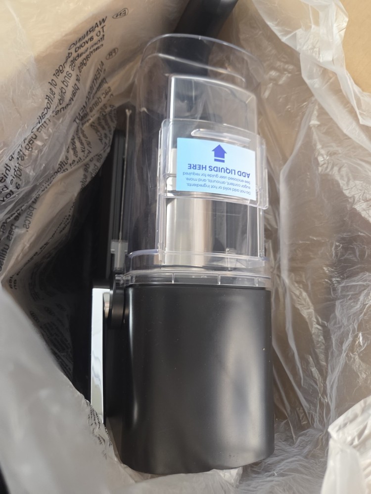 Iceman Slush-Ease MAX, a 64 oz. capacity slushy maker designed for home use