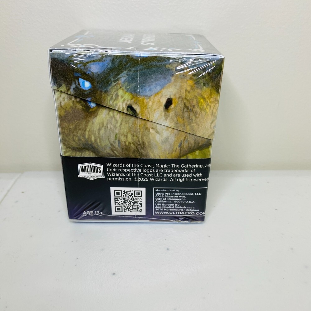 Ultra Pro Tarkir Dragonstorm Jeskai Commander Deck Box