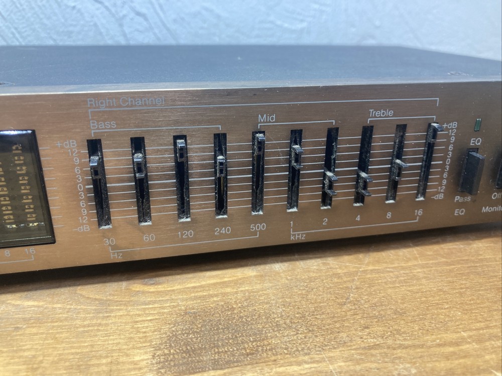 AudioSource EQ Eight Graphic Equalizer Spectrum Analyzer Need New Slider Knobs