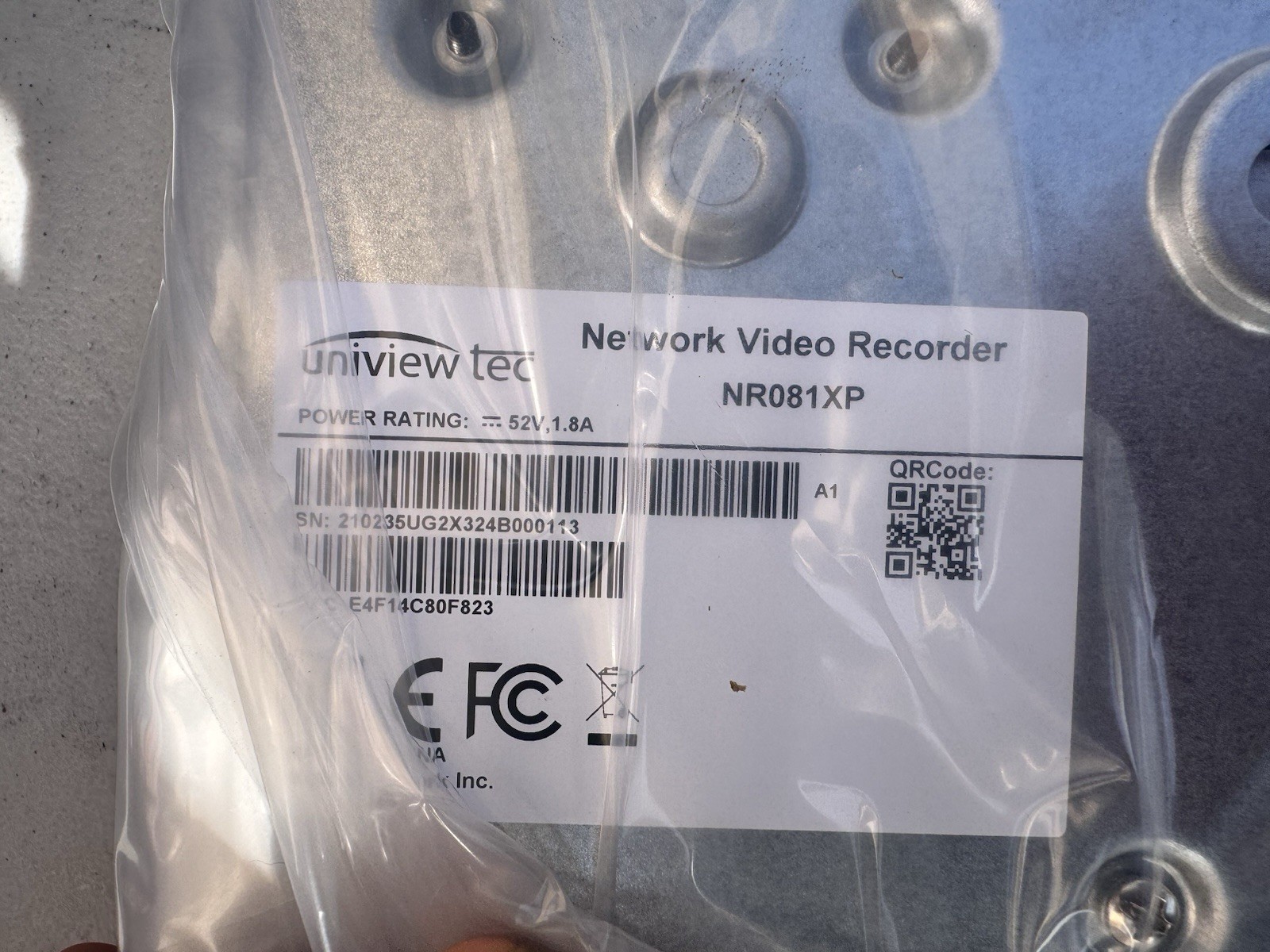 NVR 8-Ch, POE, with No HDD, by Uniview Tech, NR081XP,