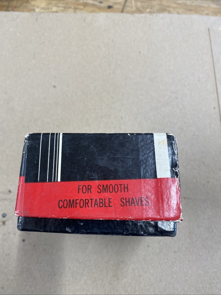 Vintage Twinplex Stropper, Razor blade sharpener, In Original Box