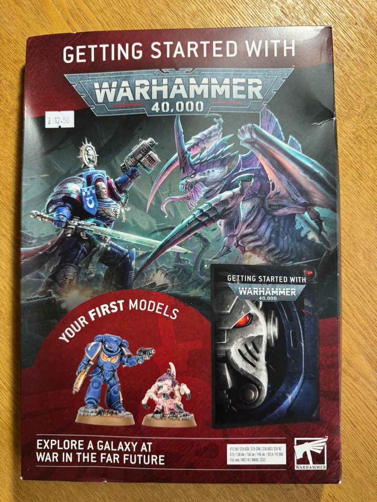 Getting Started with Warhammer 40000 - Book and Models