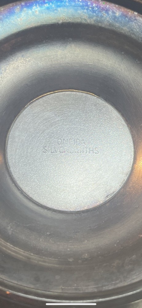 Oneida Silversmith Elevated Bowl