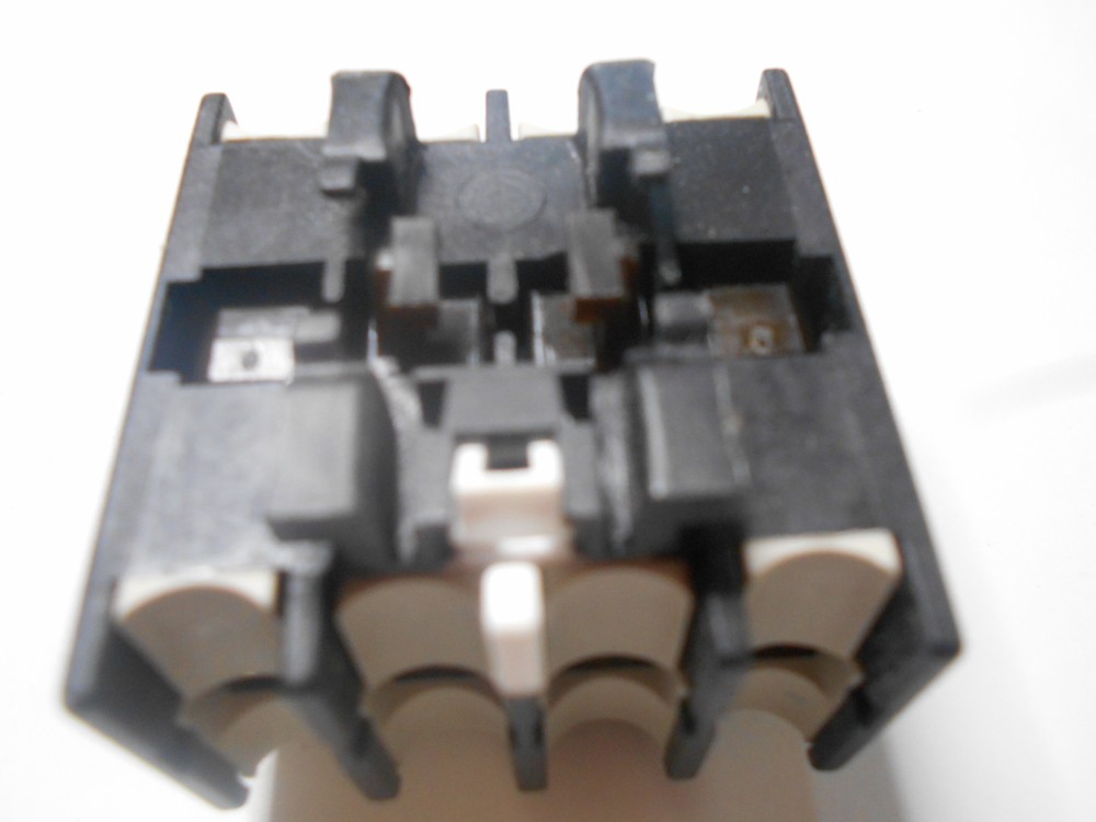 KLOCKNER MOELLER 40 Auxillary Contact