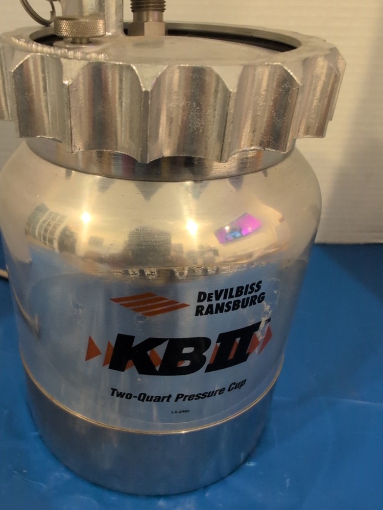 DeVilbliss KB-525 Two Quart Pressure Feed Cup