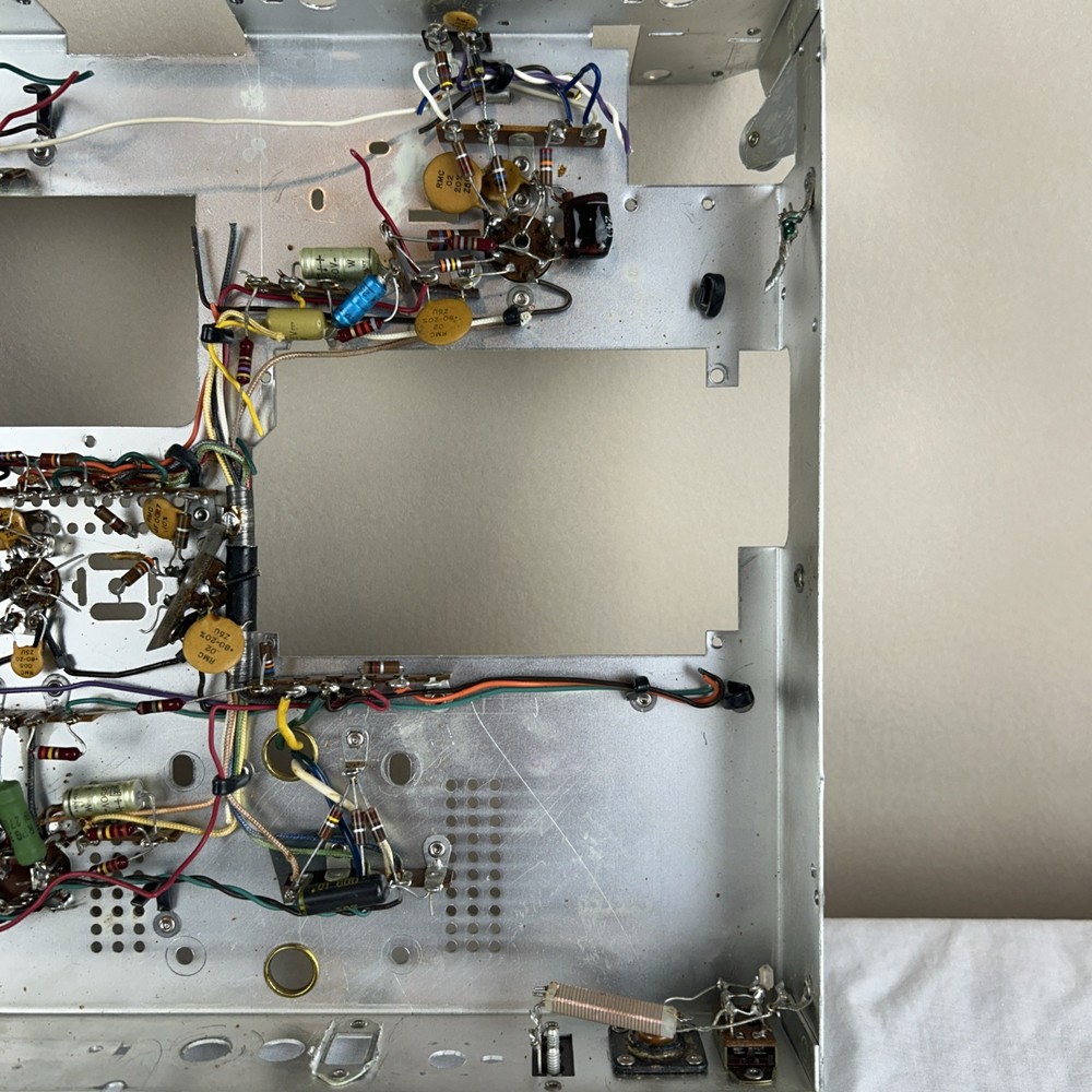 Fisher FM-200B Chassis