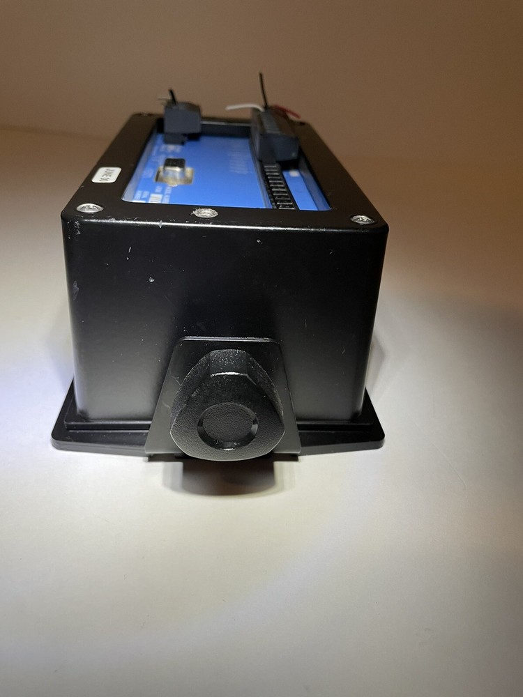 MILLIPORE LR300 MODEL1100