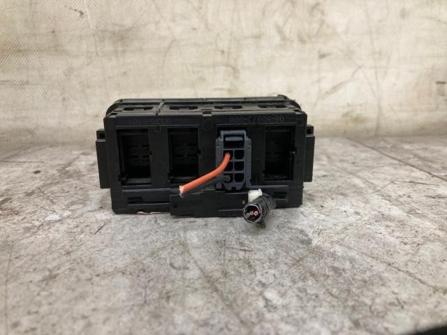 2008-2021 Freightliner CASCADIA SWITCH Dash Panel - Used