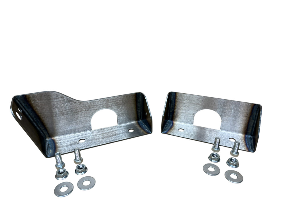 Chevy Silverado / Sierra 2500HD Front Leaf Spring Hanger Support Bracket 01-10