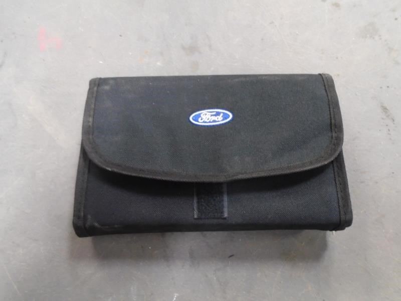 EXPLORER  12 Owners Manual 1290931