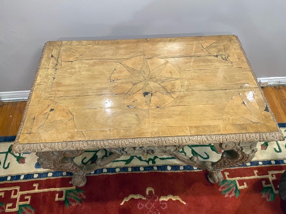 Elegant Antique console table bleached Walnut vintage, Nineteenth C. Regency