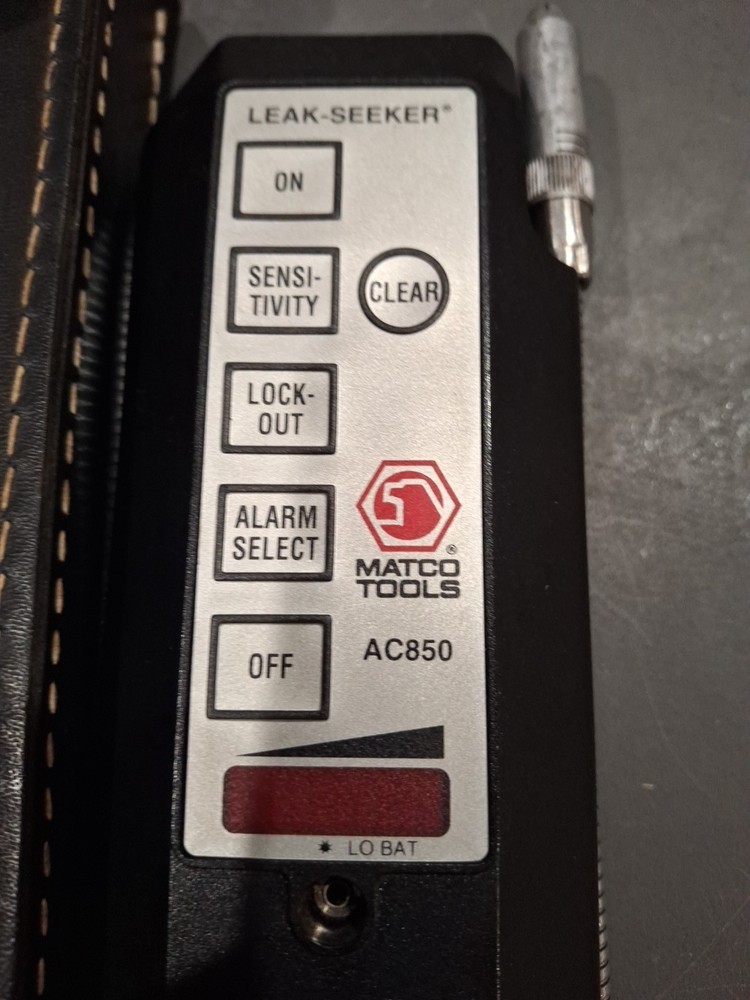 Matco Tools Leak-seeker Ac850 with Case Untested As Is