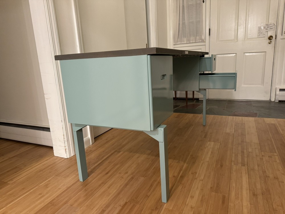 Flat Top Nurses Desk
