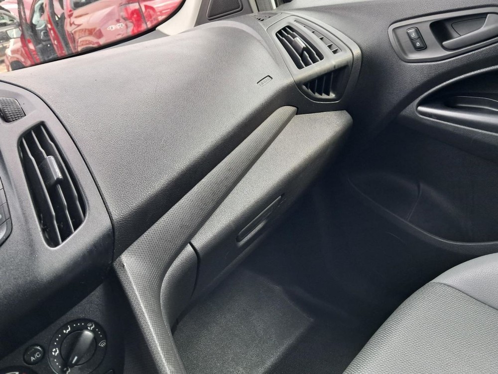 TRANSCNCT 2016 Glove Box 4889629