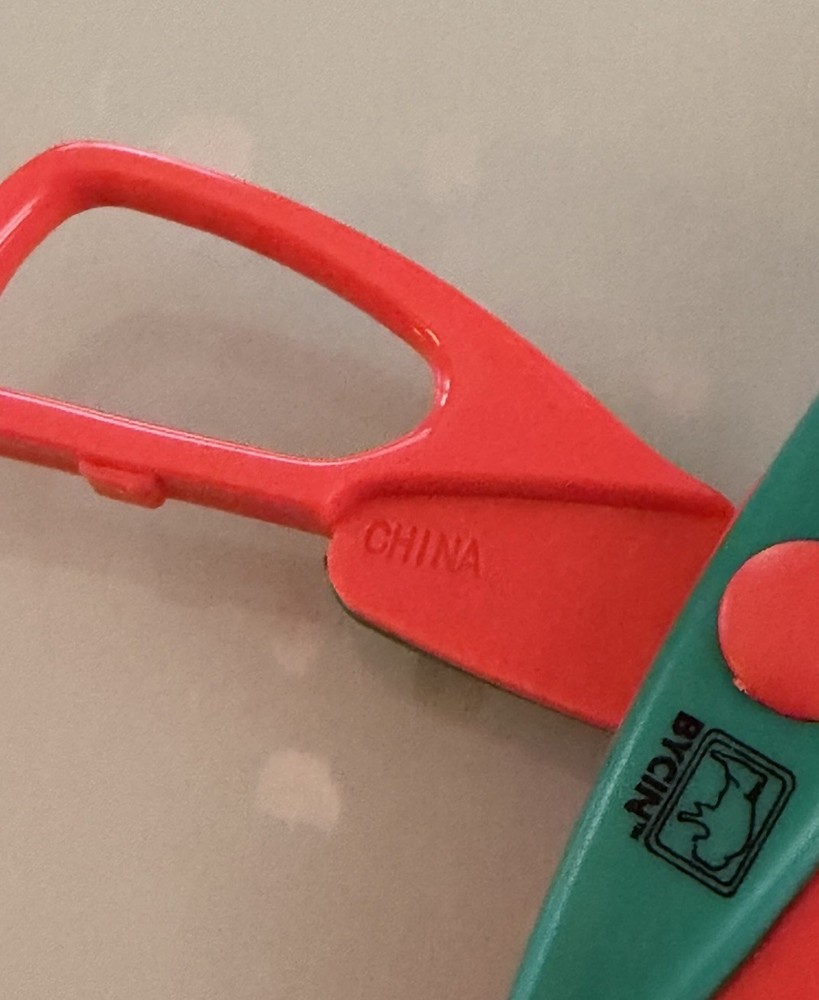 BYCIN Decorative Paper Edging Craft Scissors - Zig-Zag/Wavy Pattern