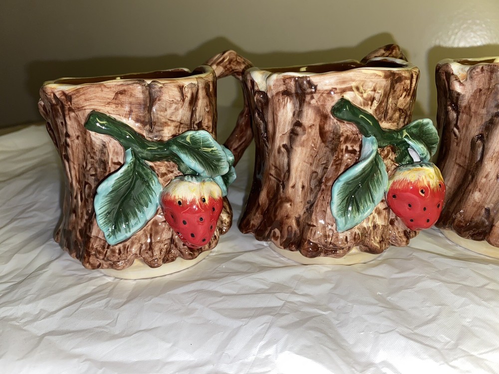 Apple Tree Strawberries Design Bark Ceramic pitcher and cup set damaged