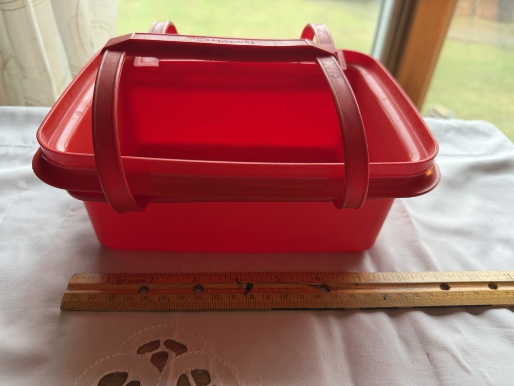 Tupperware Red & White Rectangle Plastic Lunch Box Snap Lid Handle 3-Piece Set