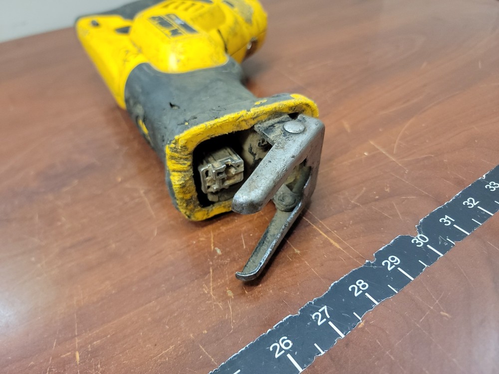 DeWalt DCS387 20V MAX Cordless Variable Speed Reciprocating Saw - Tool Only
