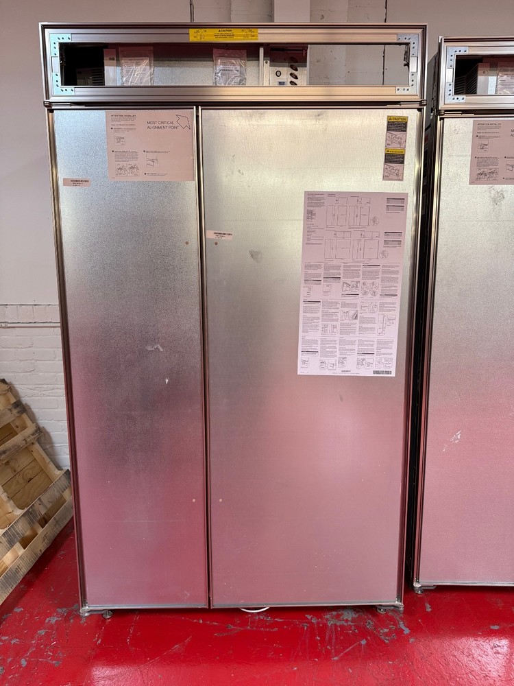 48” Subzero Refrigerator Freezer Panel Ready BI48SO (Used 2016)