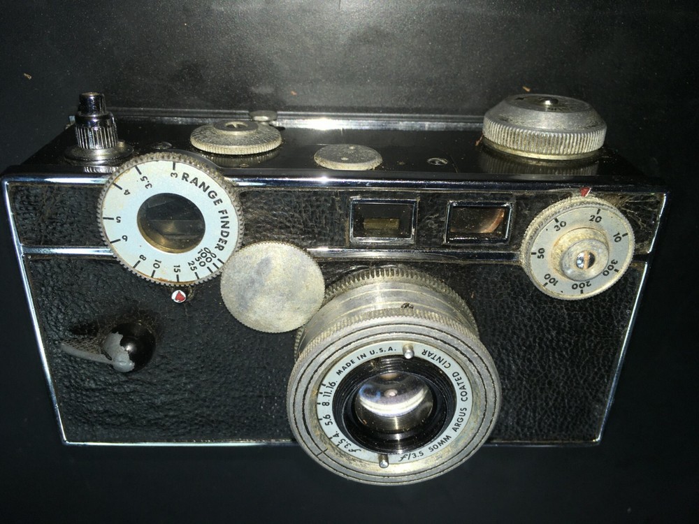 Vintage ARGUS C-3 "The Brick" Rangefinder Camera