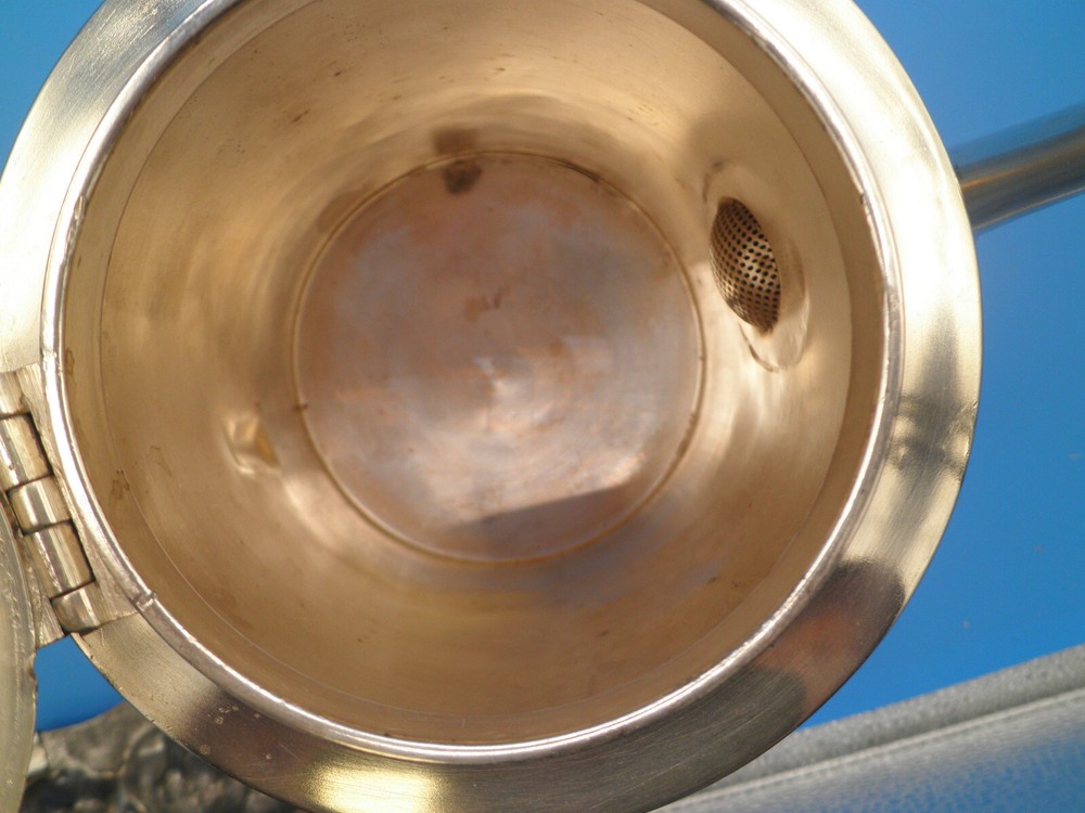 WM Rogers Silver Plate Lidded Coffee Pot